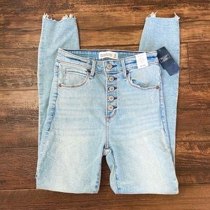 Abercrombie & Fitch High Rise Super Skinny Ankle